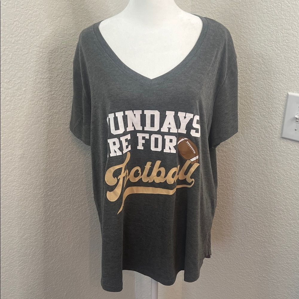 Women's Gray V-Neck Graphic Football Short Sleeve Tee - XXL